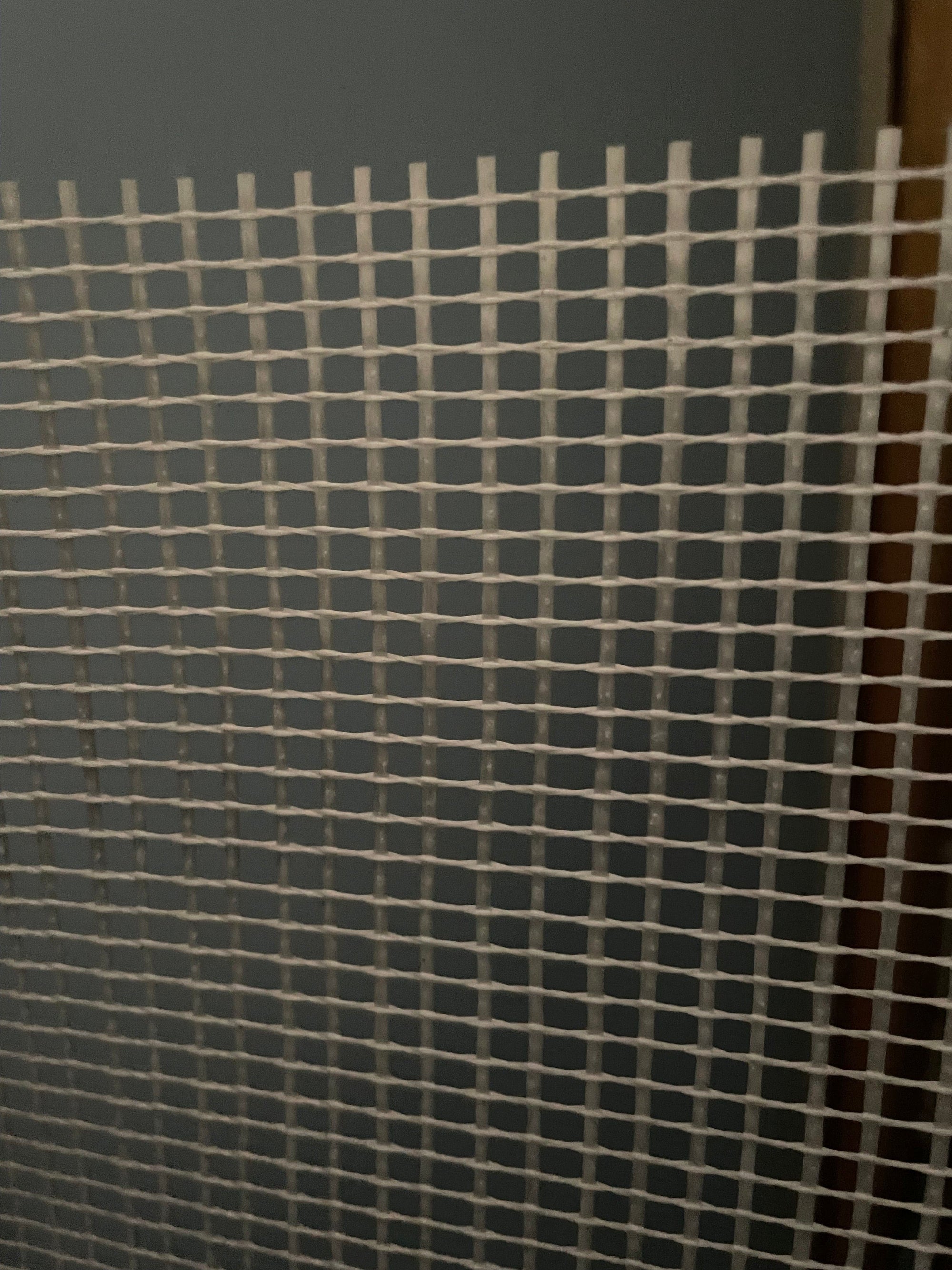 WinterCreek Mosaics Mesh Fibreglass Mesh 1 metre length Alkaline Resistant