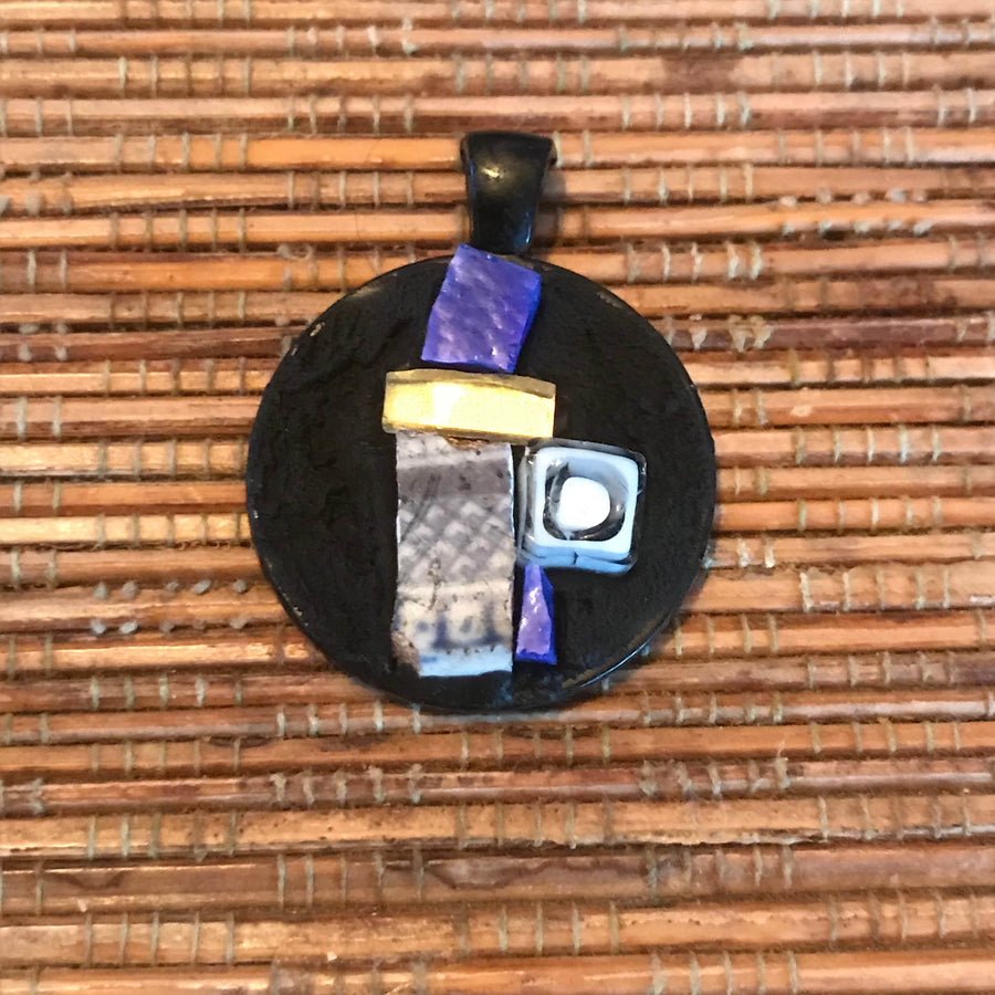 WinterCreek Mosaics Mosaic jewellery Mosaic pendant blue willow and gold