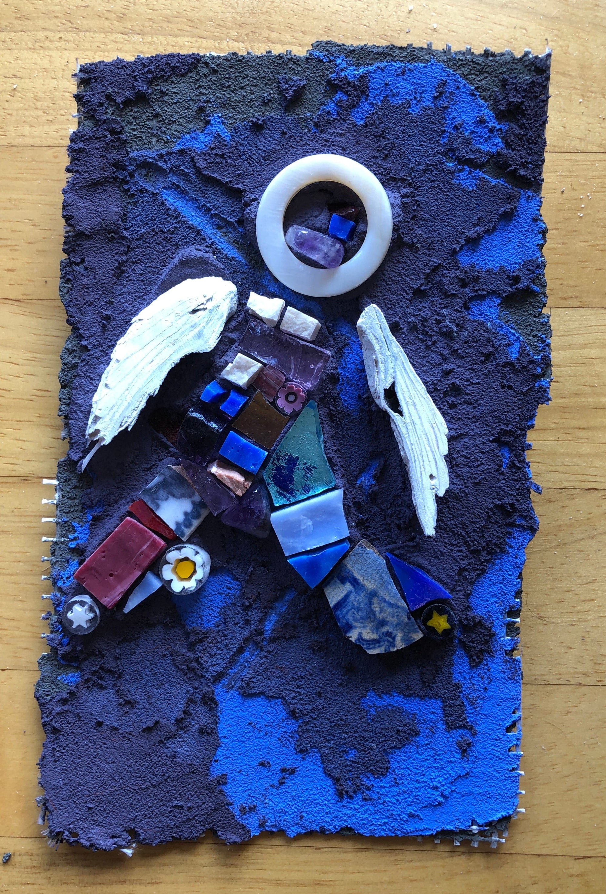 WinterCreek Mosaics Mosaic Small angel dappled background